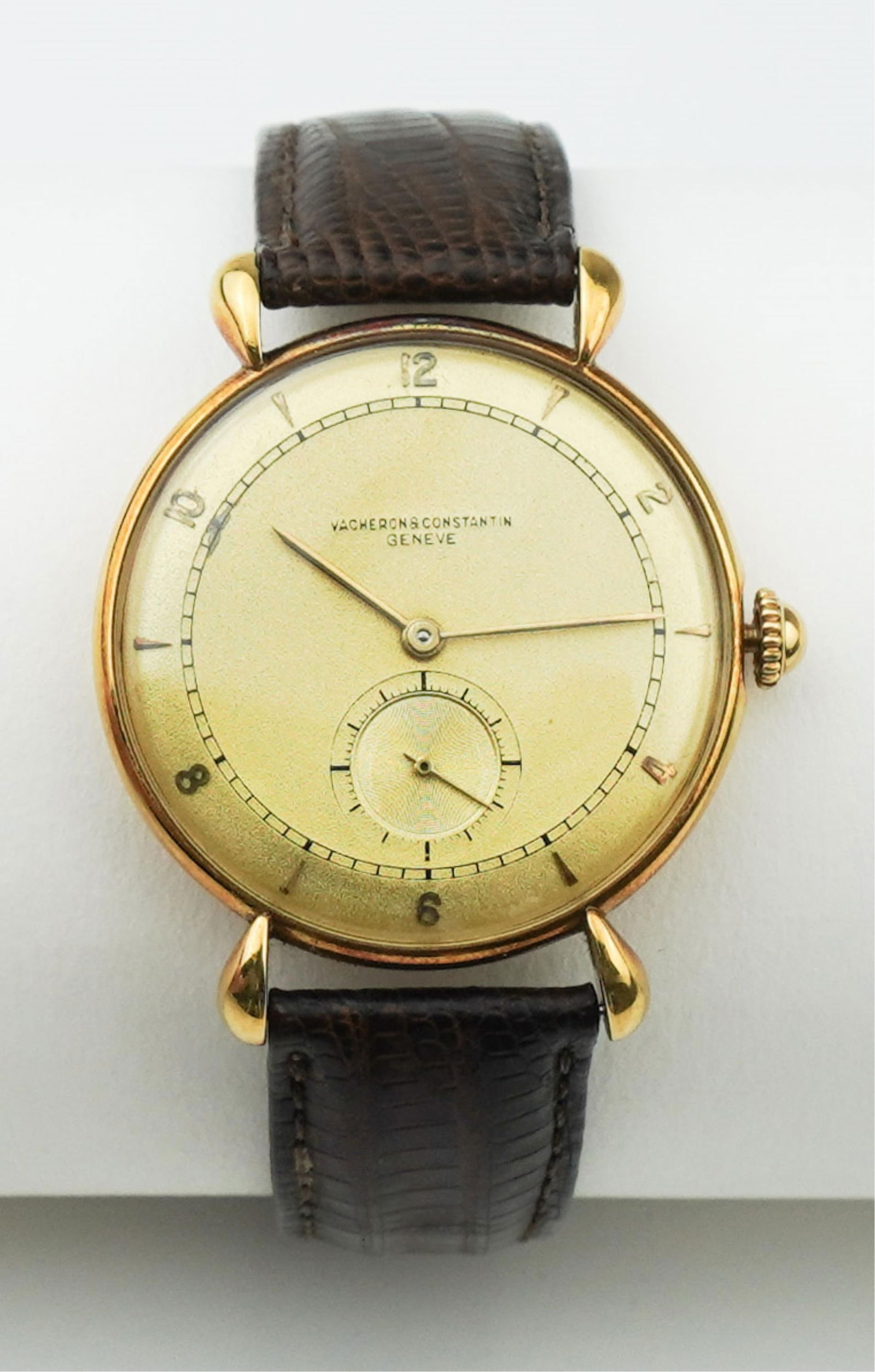 Vacheron & Constantin 18K "Fancy Lugs" Wristwatch. (1 of 7)