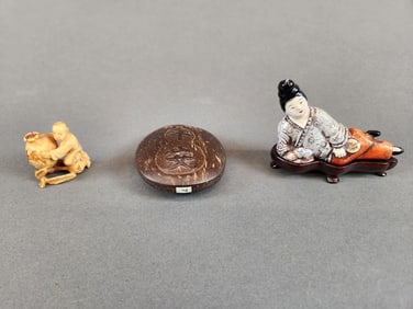 3 Chinese objects.
