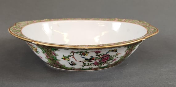 Chinese Famille Rose bowl.