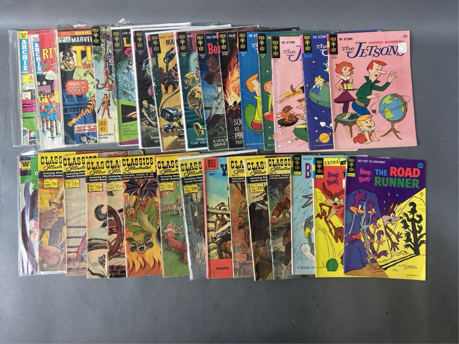 Miscellaneous Comic Lot (1 of 6)