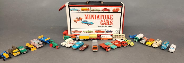 27 Lesney Matchbox cars