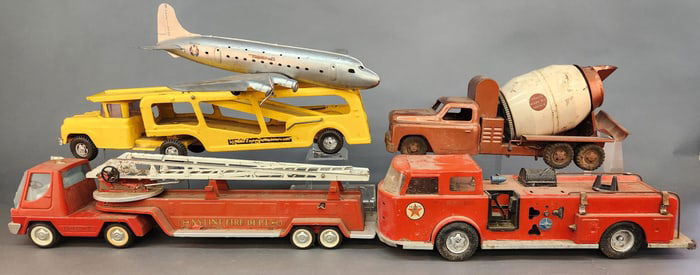 5 Vintage pressed steel vehicles