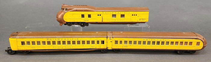 Prewar Lionel O Gauge #752E UP streamliner