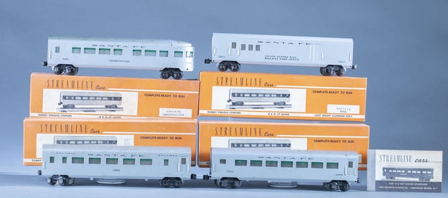 4 Postwar U&R O/O27 Gauge SF passenger cars in box