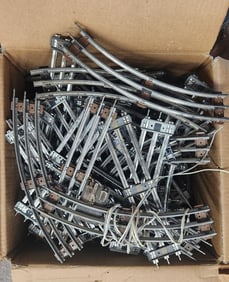 Box of O27 Gauge track