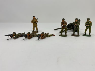 7 Toy soldiers