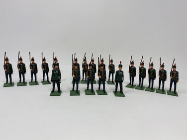 20 Kings Royal rifle corps toy soldiers