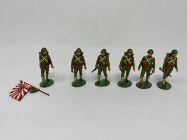 6 Toy soldiers