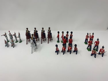 27 Toy Soldiers