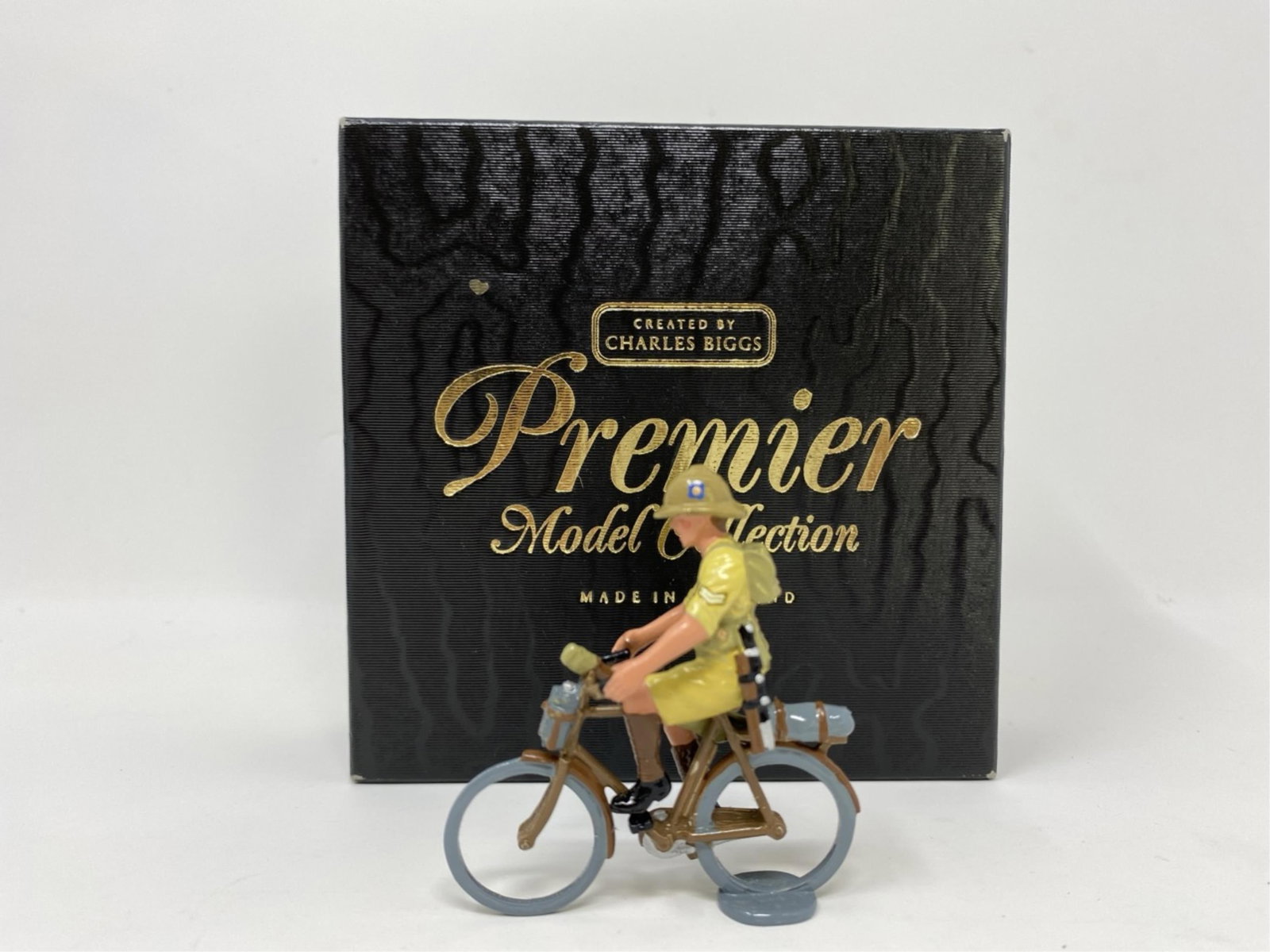 W Britain, Kent Cyclist Battalion figure: A W Britain Premier Model Collection figure. No. 9904 British cyclist Kent Cyclist Battalion 1914-1918
