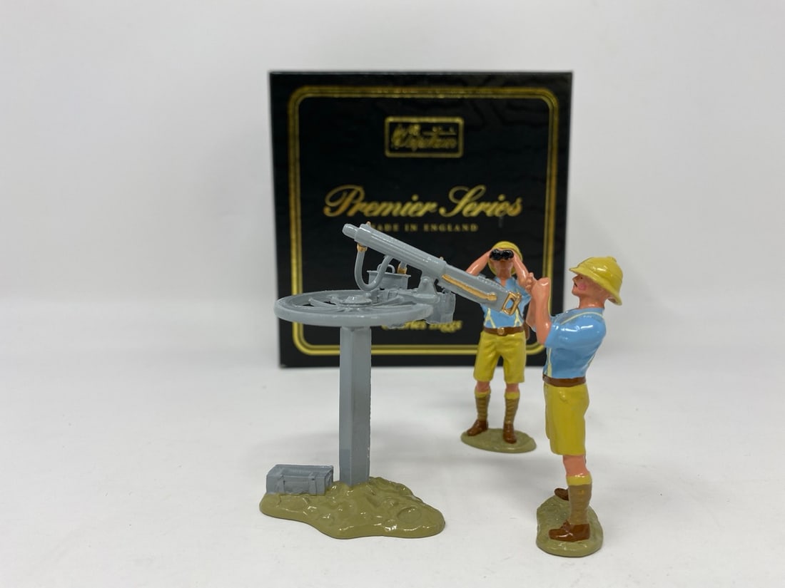 W Britain, Vickers Machine Gun set: A W Britain Premier series set of toy soldiers. No. 8971 Vickers Machine Gun with two M.G.C. Gunners