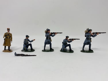 5 Toy Soldiers