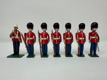 7 Toy Soldiers