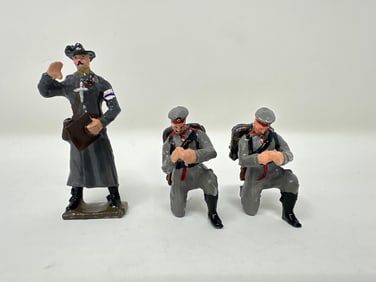 3 Toy Soldiers