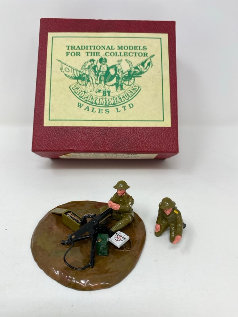 Trophy Miniatures, Vickers in Action set: A set of Trophy Miniatures toy soldiers. The Vickers in Action