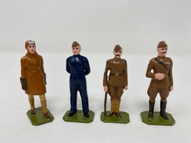 4 Toy soldiers
