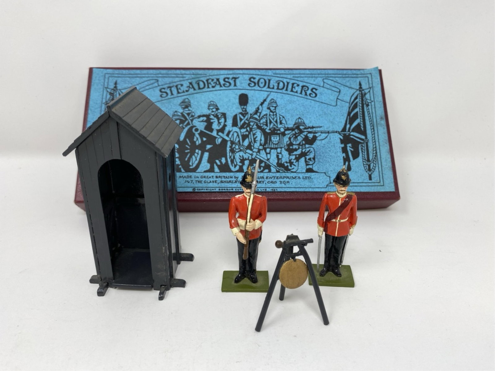 Steadfast Soldiers, Gloucestershire Regiment: A set of Steadfast Soldiers toy soldiers. No. SF57 Gloucestershire Regiment with sentry box