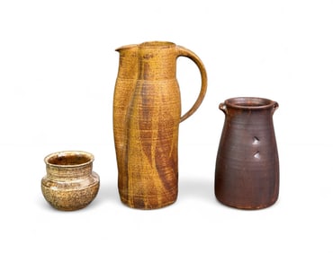 3 Pottery vessels.