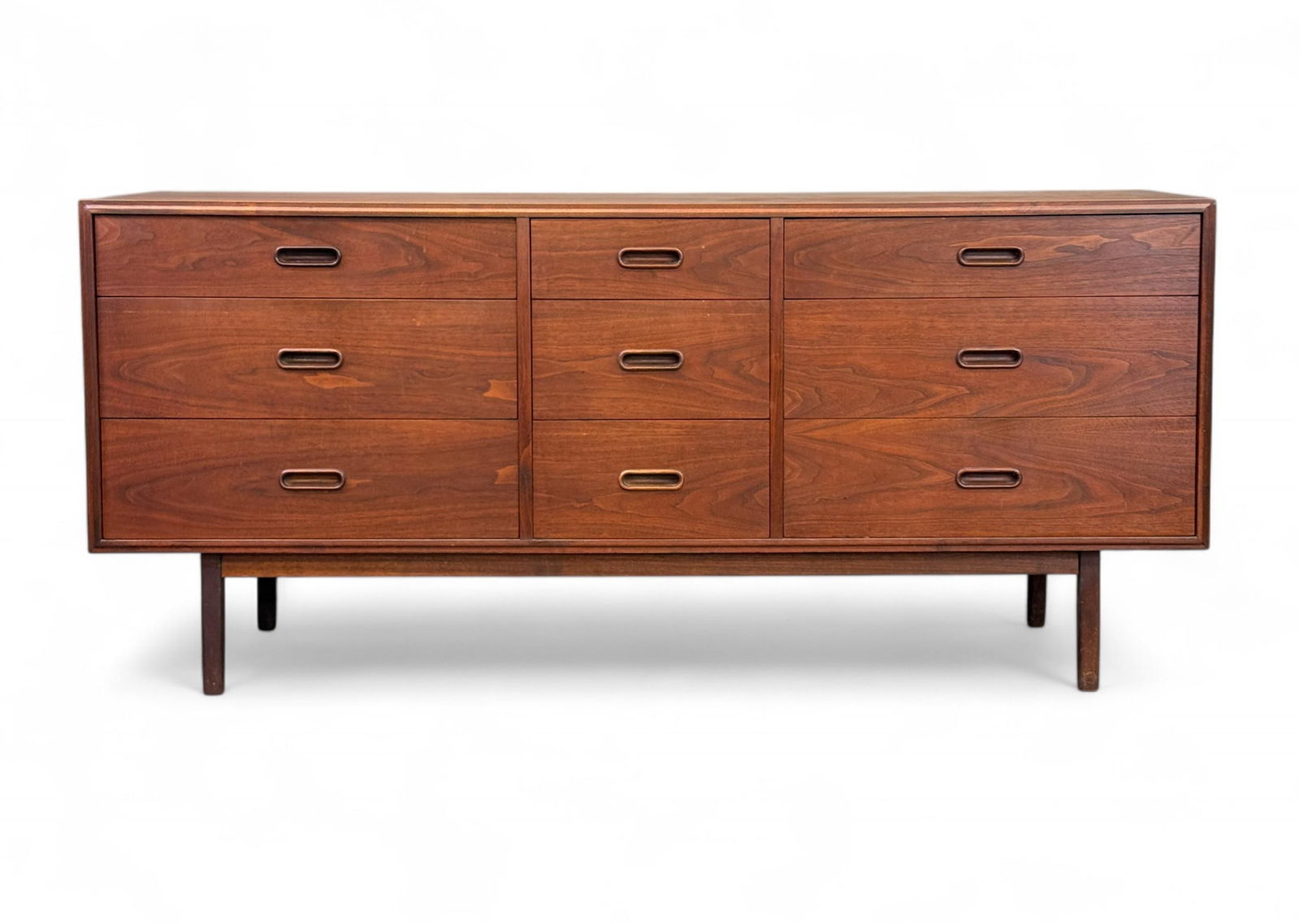 Jack Cartwright walnut credenza. (1 of 10)