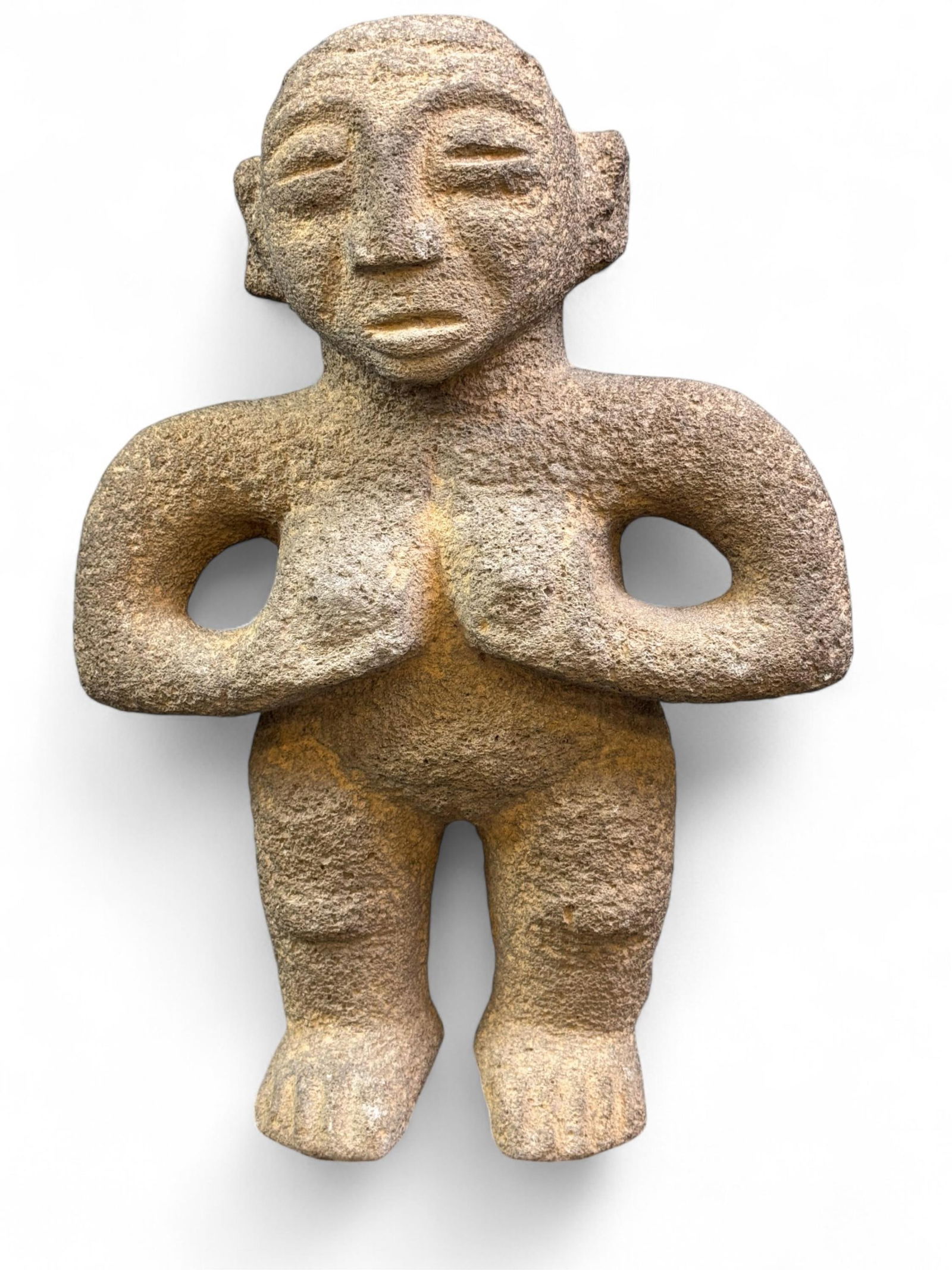 Costa Rican standing figure. (1 of 3)