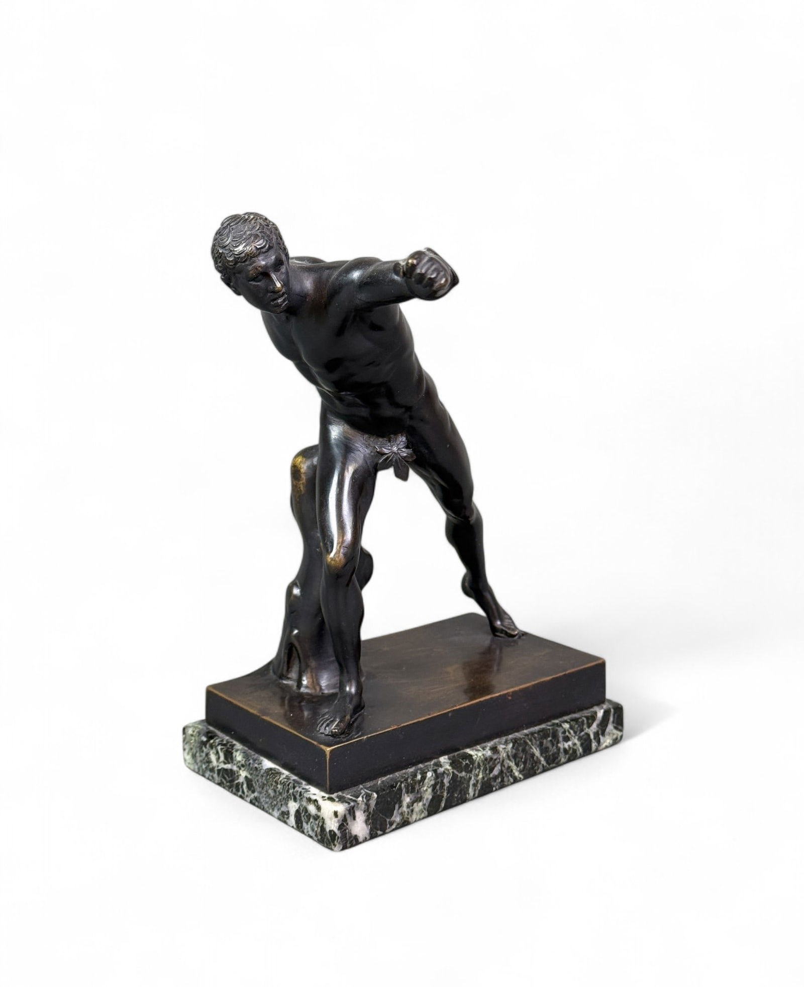 Borghese Gladiator, bronze. (1 of 5)