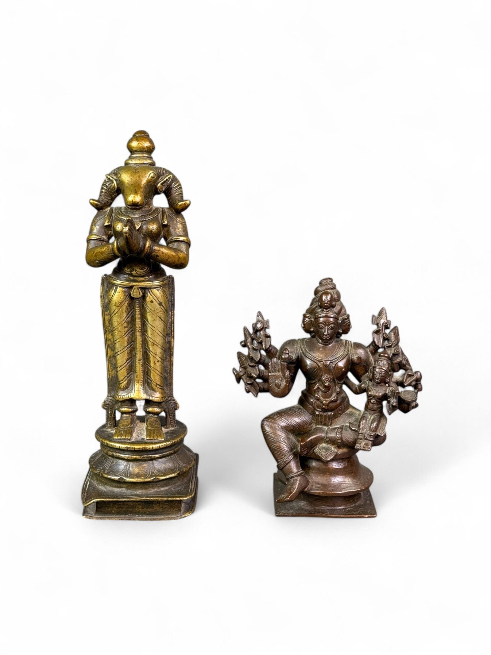 2 Indian bronze figures. (1 of 10)