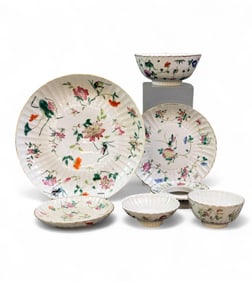 Asian porcelain service.