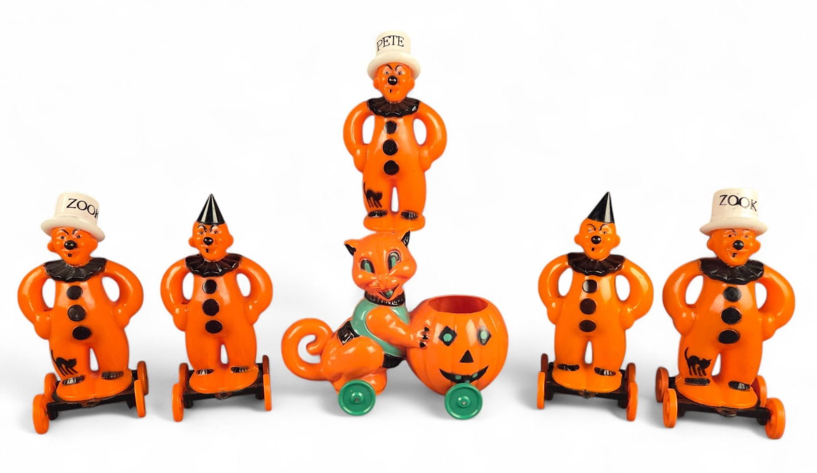 6 Vintage Rosbro plastic Halloween pull toys (1 of 6)