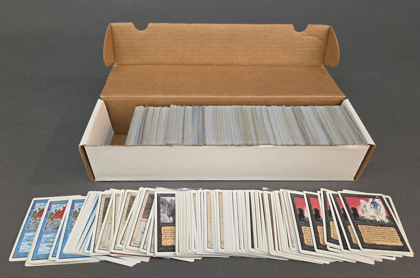 1000 MTG Unlimited cards (1 of 2)