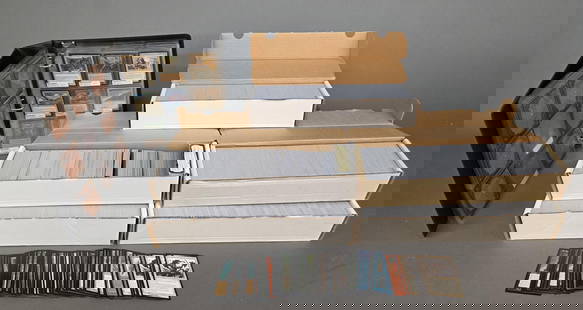 4600 MTG Legions cards: A group of Magic: The Gathering Legions Expansion Set cards. Approximately 4,900 cards. Including Blood Celebrant (foil), two Seedborn Muse, nine Graveborn Muse, two Essence Sliver, Phage the Untoucha