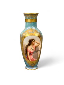 Royal Vienna vase.