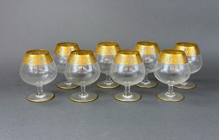 8 St. Louis "Thistle" brandy snifters.