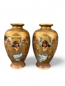 2 Japanese Satsuma vases.