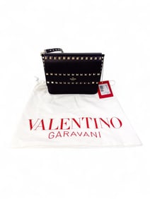 Valentino Garavani Rockstud shoulder bag.