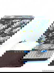 Gucci Hydrangea bag with box.