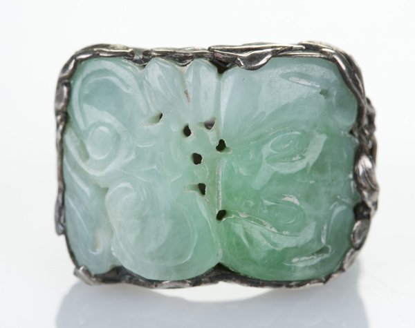 Silver ring with jade insert w/ openwork & lingzhi: A silver ring with jade insert with openwork and ling zhi. Size 5.