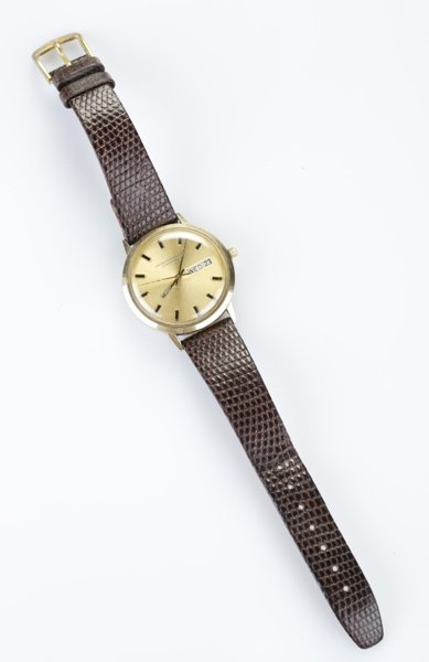 Gerard-Perregaux Chromatic men's wrist watch 10KT: A Gerard-Perregaux chromatic 10KT gold filled men's wrist watch. 1950s-1960s. Face: 1 1/8"diam. Lizard skin band: 8 1/2"l.