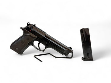 Beretta 92 F.S. semi-auto pistol, 9mm