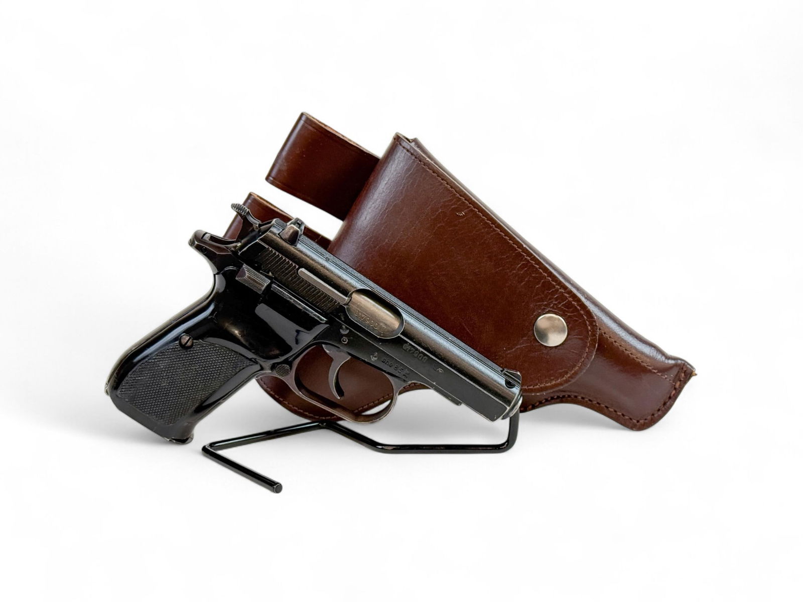 CZ-82 semi-auto pistol, 9x18mm Makarov: [Modern Firearm] A 1985 CZ-82 C.A.I. Georgia VT imported semi-automatic pistol, 9?18mm Makarov. Black finish. 3.8" barrel. Electropen import mark on slide. Czech Military proof on frame. Includes two