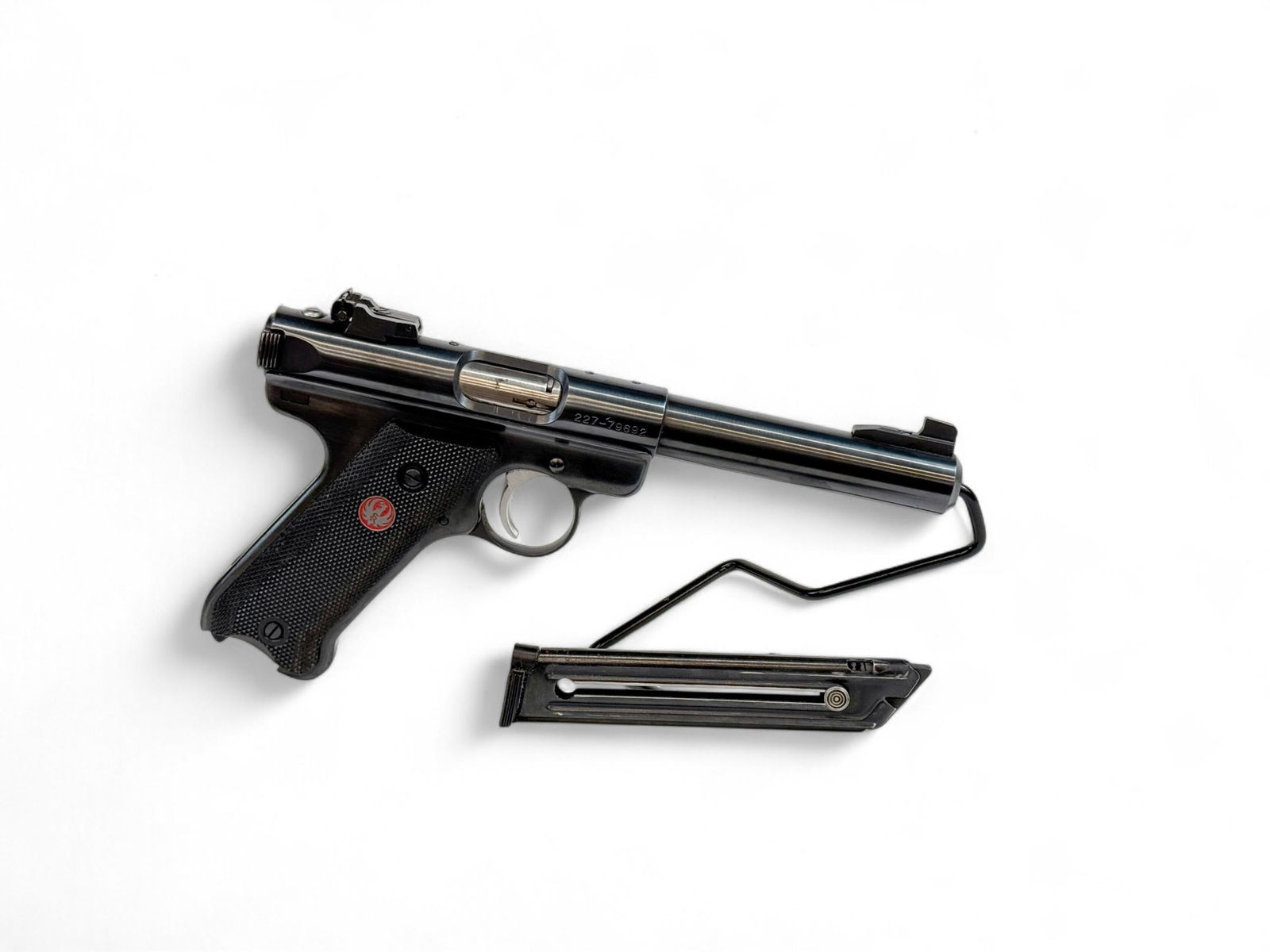 Ruger Mark III Target semi-auto pistol, .22 LR: [Modern Firearm] A Strum Ruger Mark III Target semi-automatic pistol, .22 LR. 5 7/8" bull barrel with fixed front and adjustable rear sight. Ruger composition grips. Includes Ruger soft case. 9 1/2" o