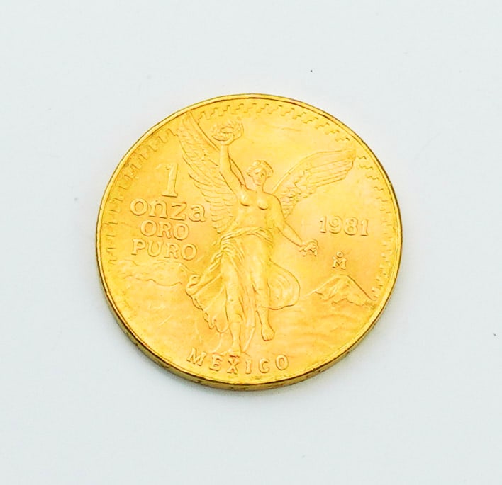 1981 One Ounce Pure Gold Mexican Bullion Coin: 1981 One Ounce Pure Gold Mexican Bullion Coin weighing approx. 21.50dwt