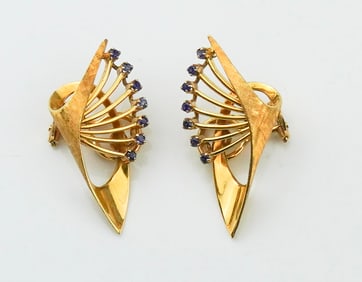 18KYG Sapphire Spray Earrings