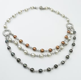 18KWG Pearl & Diamond Necklace