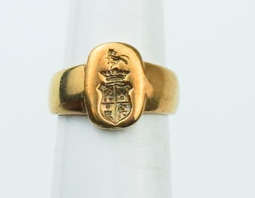14KYG Intaglio Family Crest Ring