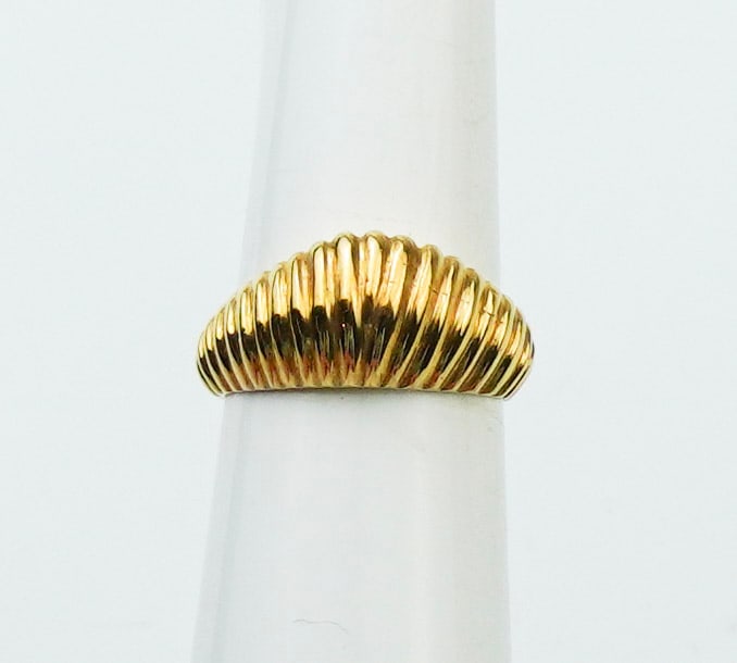 14KYG Ribbed Dome Ring (1 of 1)