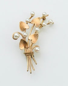 14KYG & Pearl Floral Motif Pin