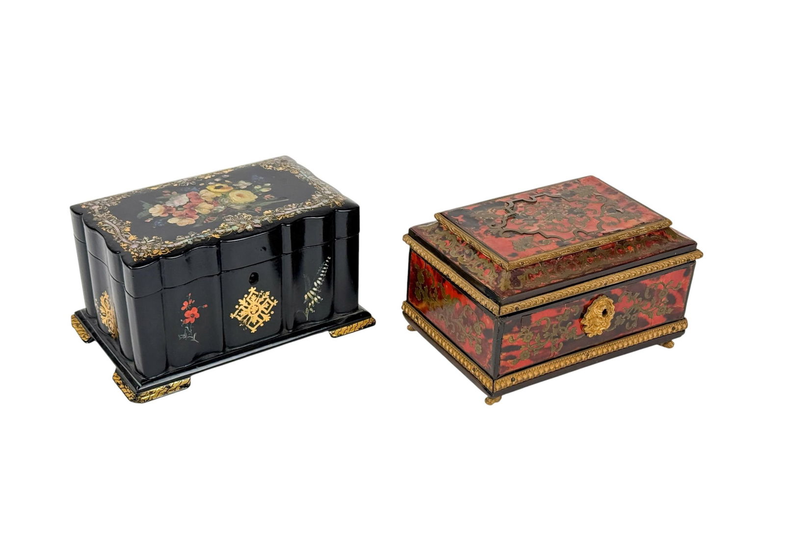2 Lacquered boxes. (1 of 12)