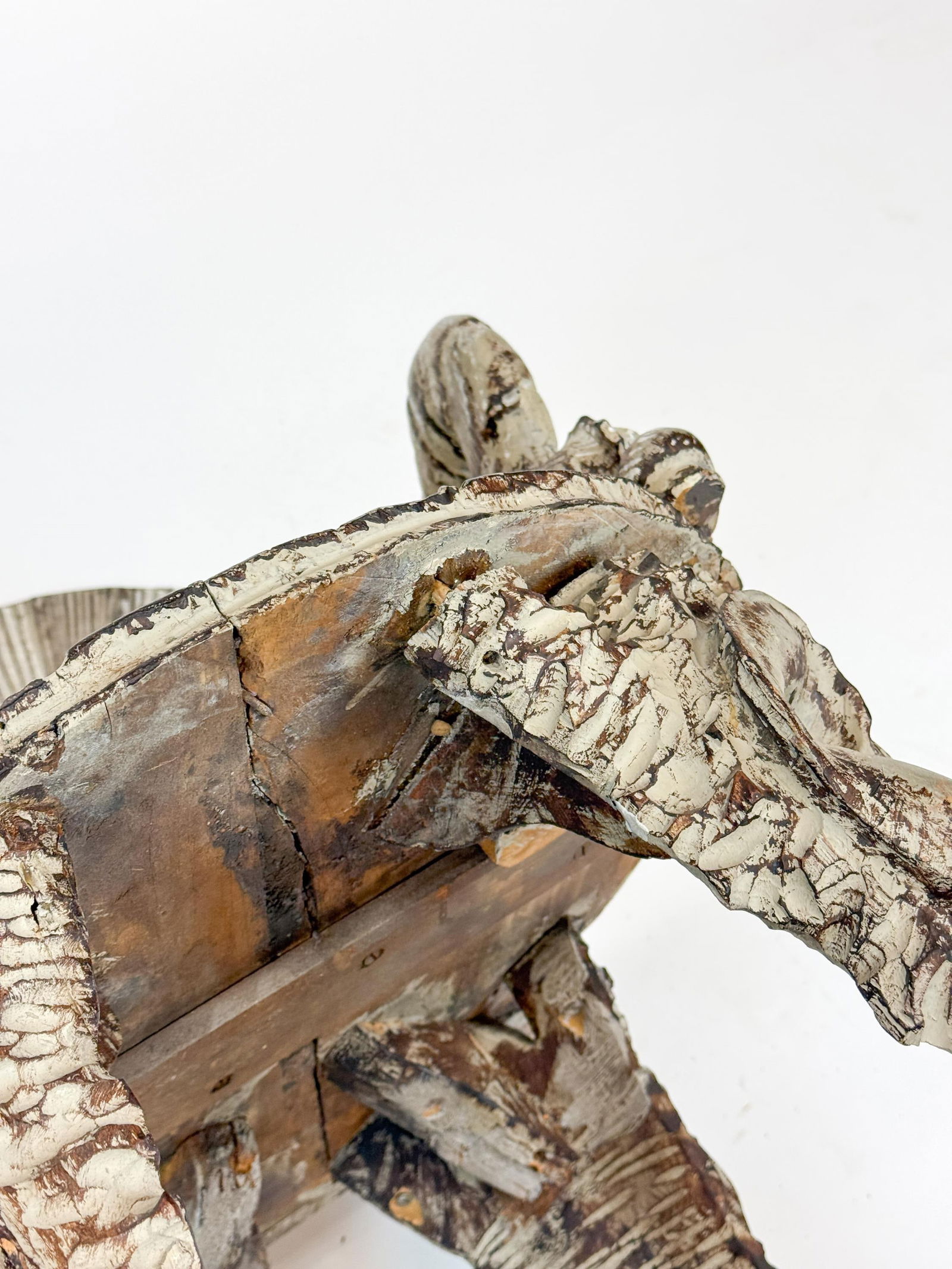 Italian Grotto silvered shell backed chair. - 7