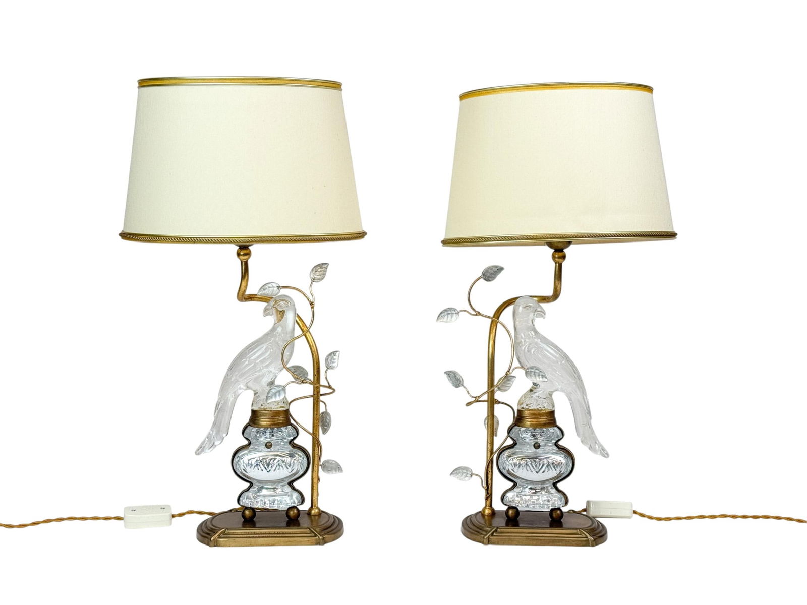 2 Bagues glass parrot table lamps with shades. (1 of 4)