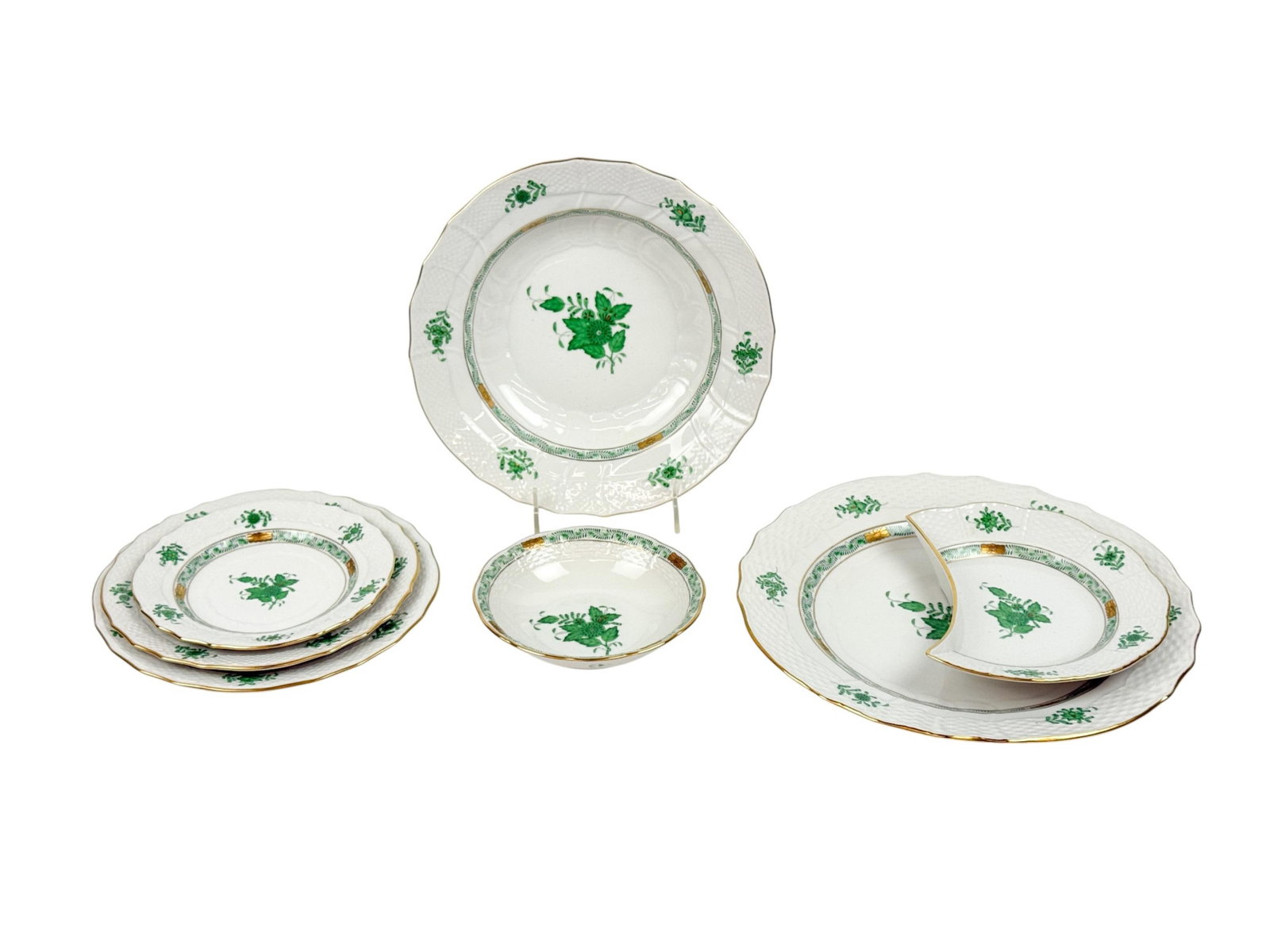 Herend "Chinese Bouquet" plates. (1 of 5)